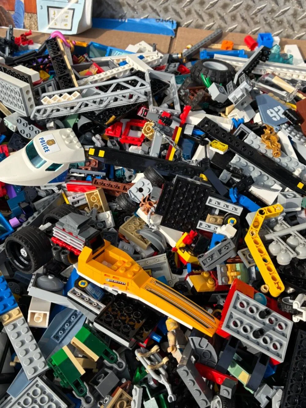 LEGO Bulk Lot Bundle 11lb Of Mixed Building Bricks Pieces Parts